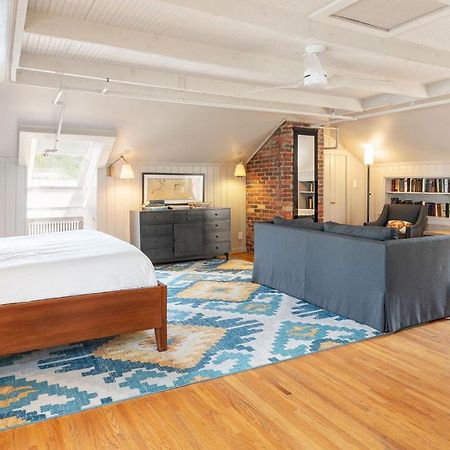 Oakhurst Inn Charlottesville Bagian luar foto
