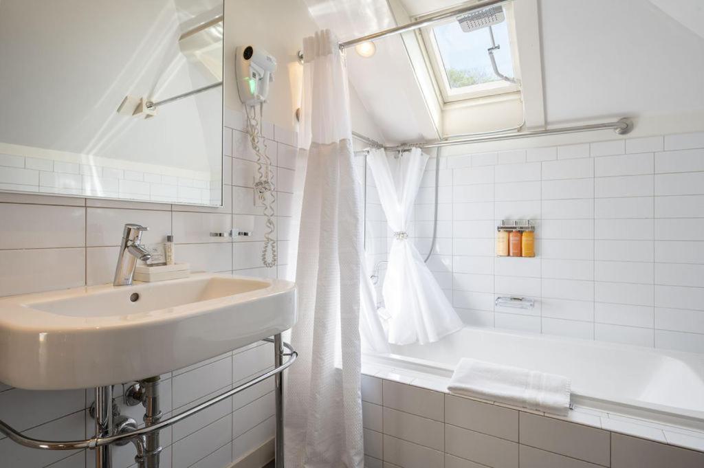 Oakhurst Inn Charlottesville Bagian luar foto